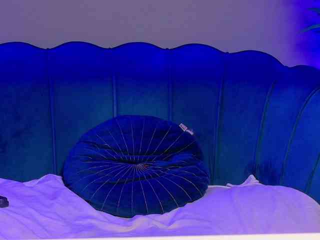 RaysaDrake webcam