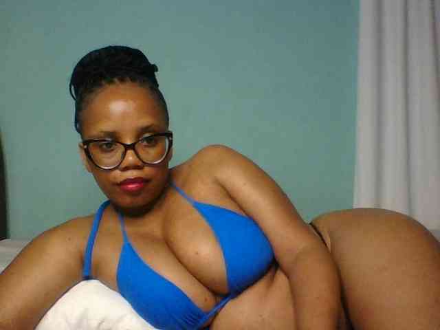 Prettyzari webcam