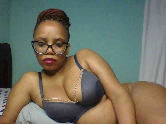 Prettyzari webcam