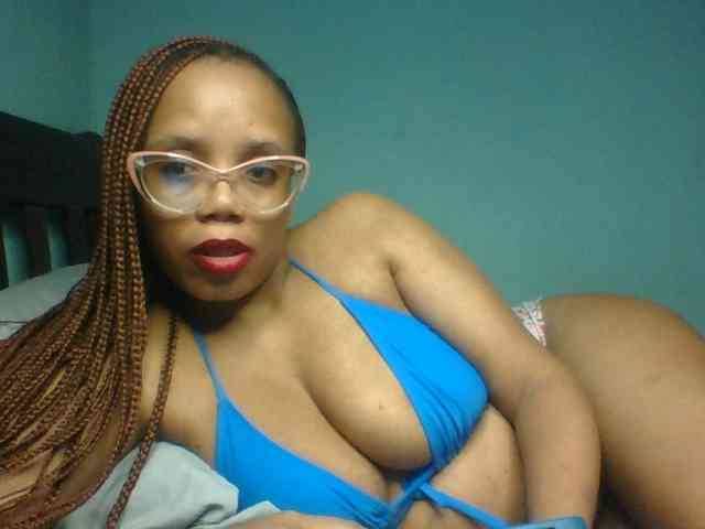 Prettyzari webcam