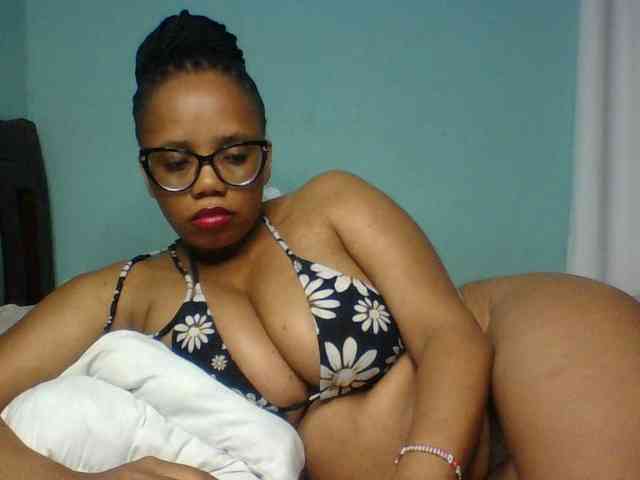 Prettyzari webcam
