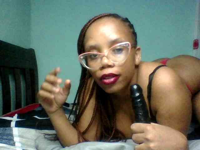 Prettyzari webcam