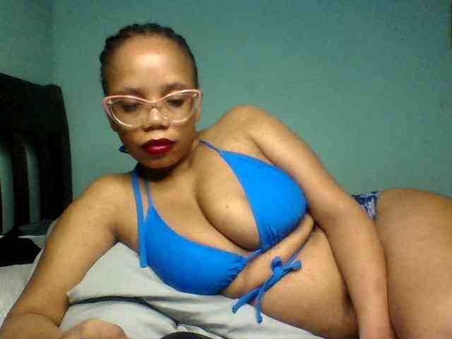 Prettyzari webcam