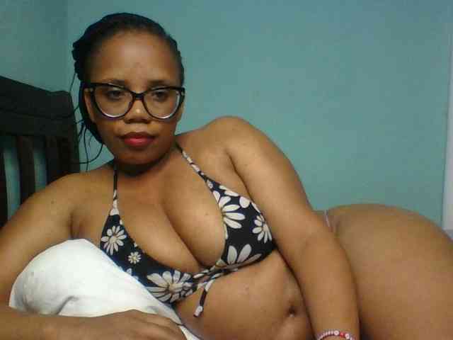 Prettyzari webcam