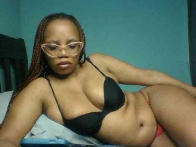 Prettyzari webcam