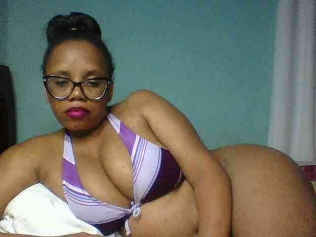 Prettyzari webcam