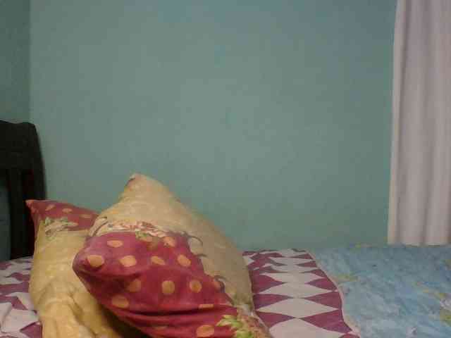 Prettyzari webcam