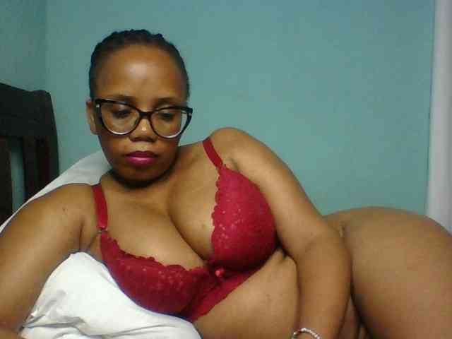 Prettyzari webcam