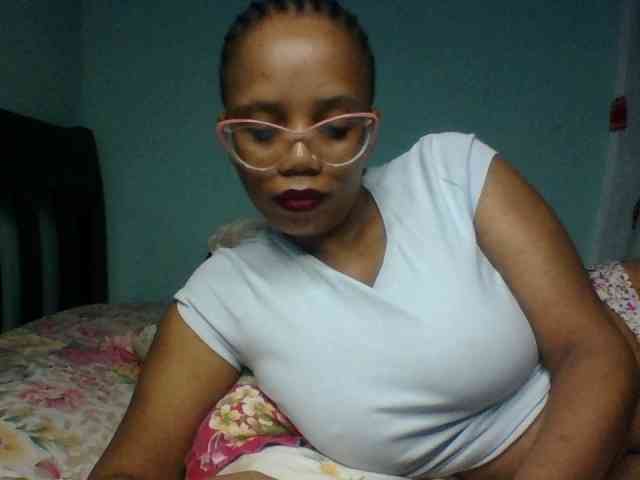 Prettyzari webcam