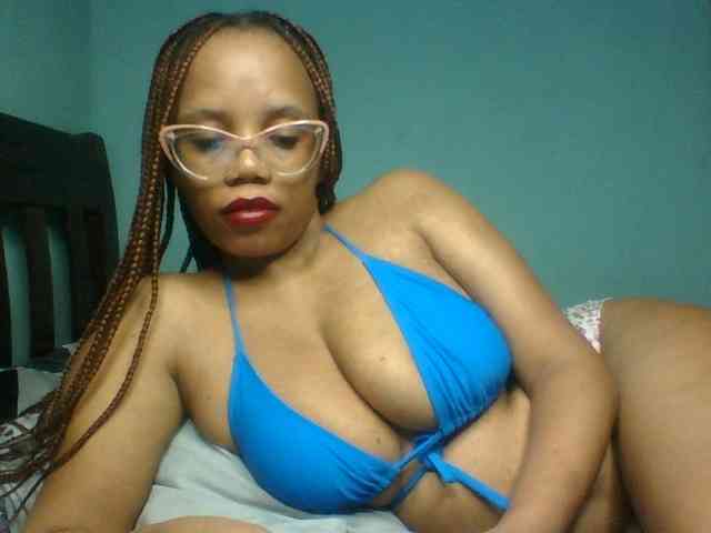 Prettyzari webcam