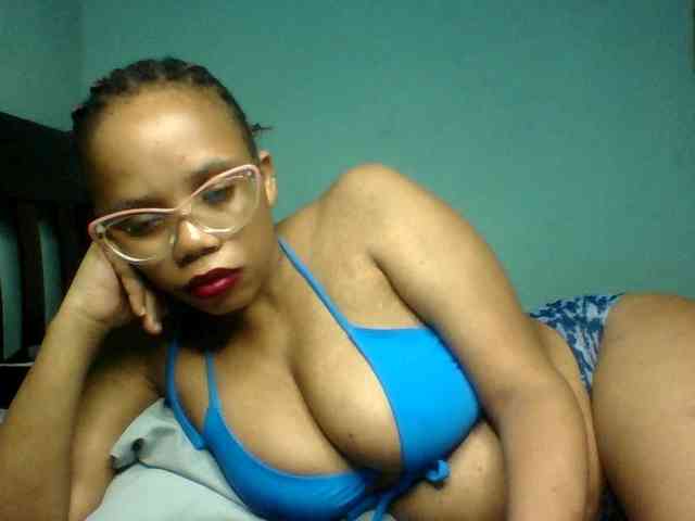 Prettyzari webcam