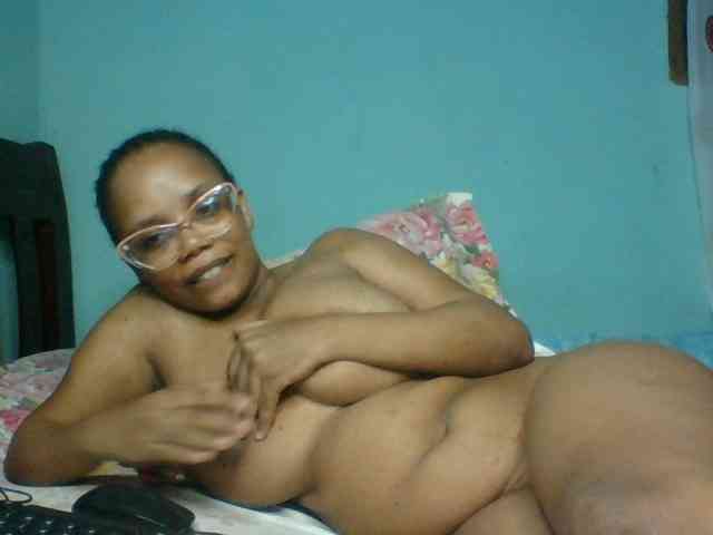 Prettyzari webcam