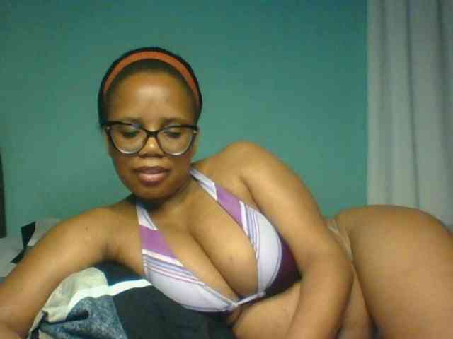 Prettyzari webcam