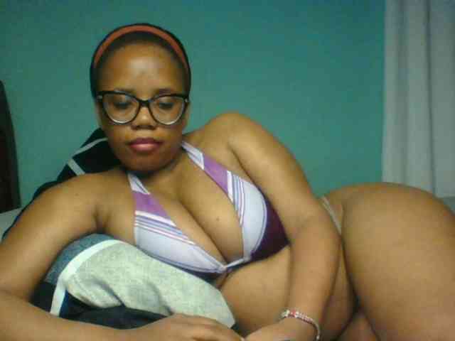 Prettyzari webcam