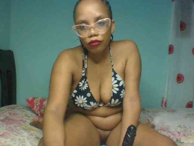 Prettyzari webcam