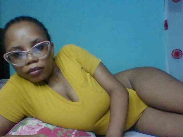 Prettyzari webcam