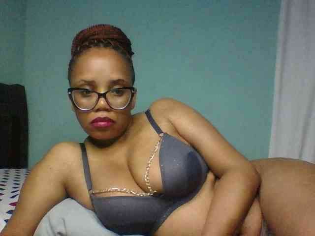 Prettyzari webcam