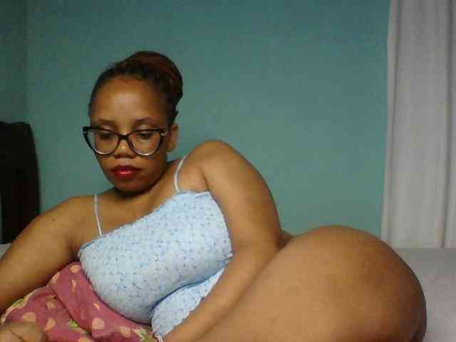Prettyzari webcam