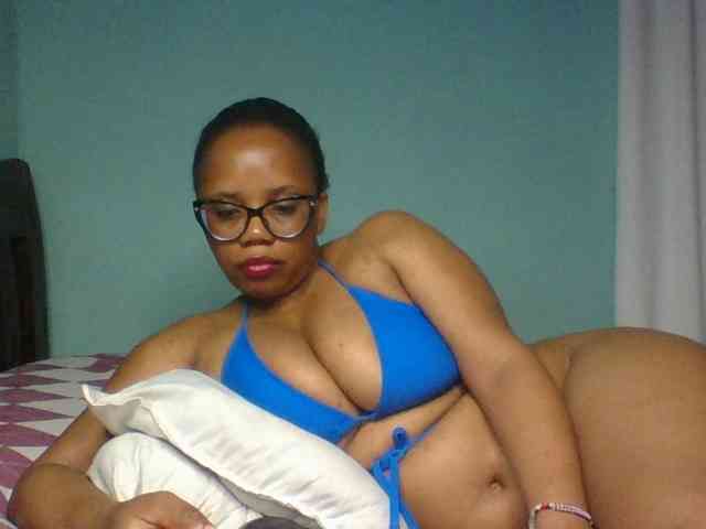 Prettyzari webcam