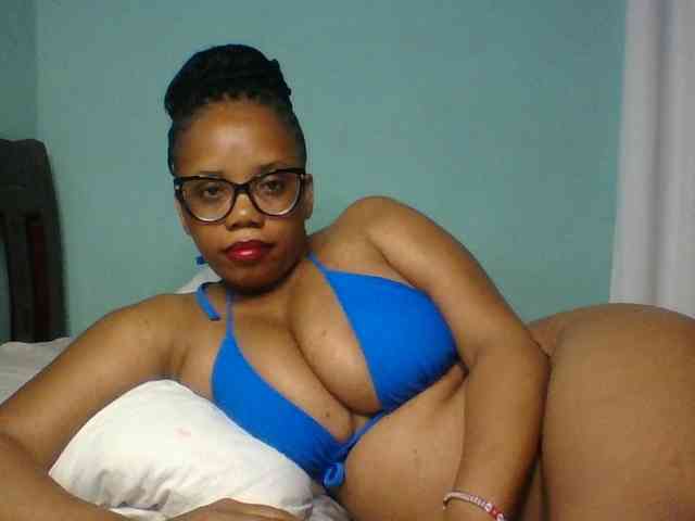 Prettyzari webcam