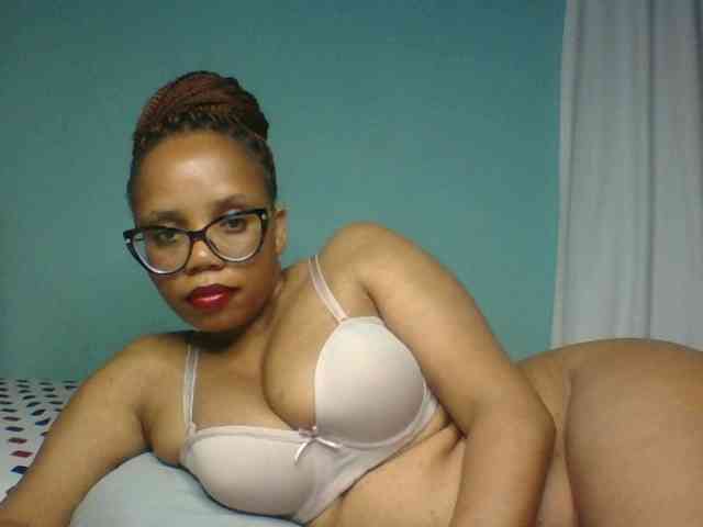 Prettyzari webcam