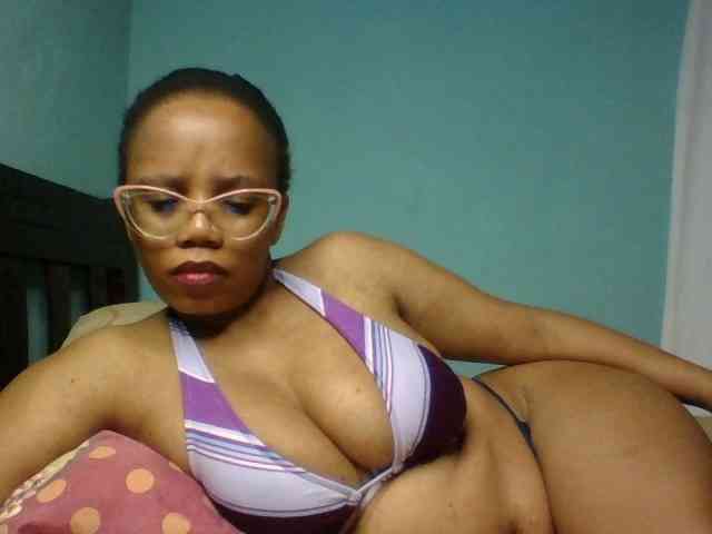 Prettyzari webcam