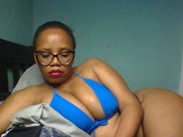 Prettyzari webcam