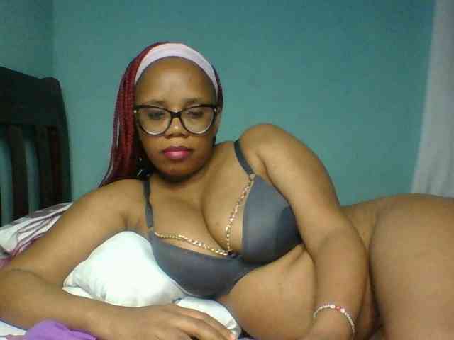 Prettyzari webcam