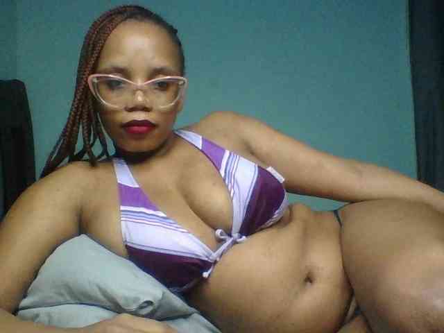 Prettyzari webcam
