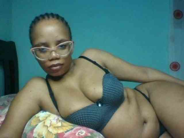 Prettyzari webcam