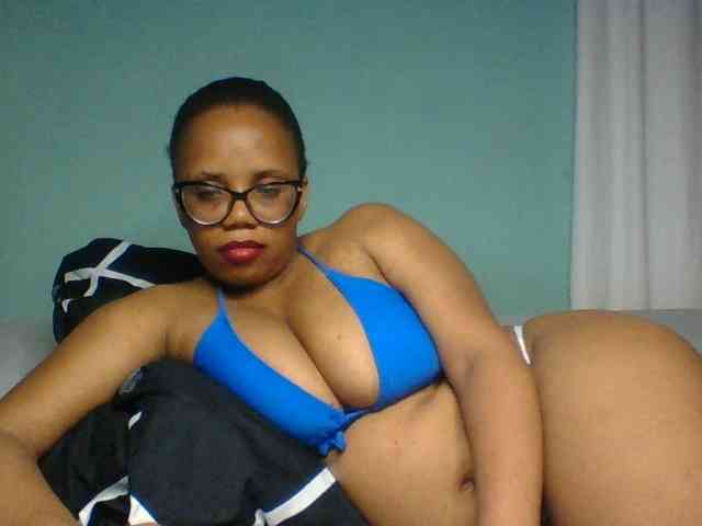 Prettyzari webcam