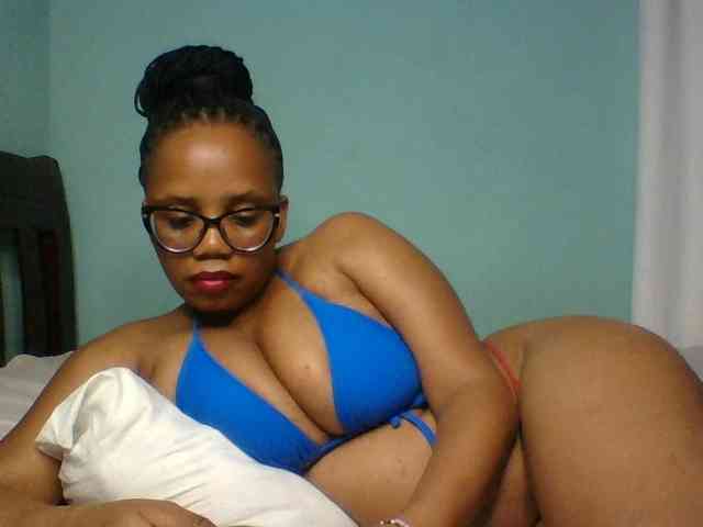 Prettyzari webcam