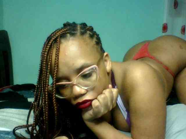 Prettyzari webcam