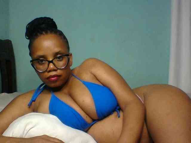 Prettyzari webcam