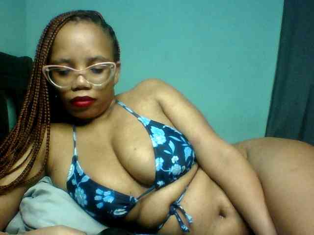 Prettyzari webcam