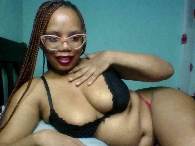 Prettyzari webcam