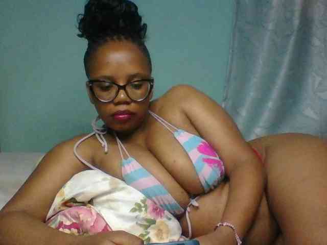 Prettyzari webcam