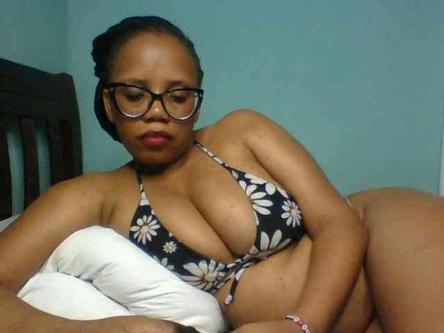 Prettyzari webcam