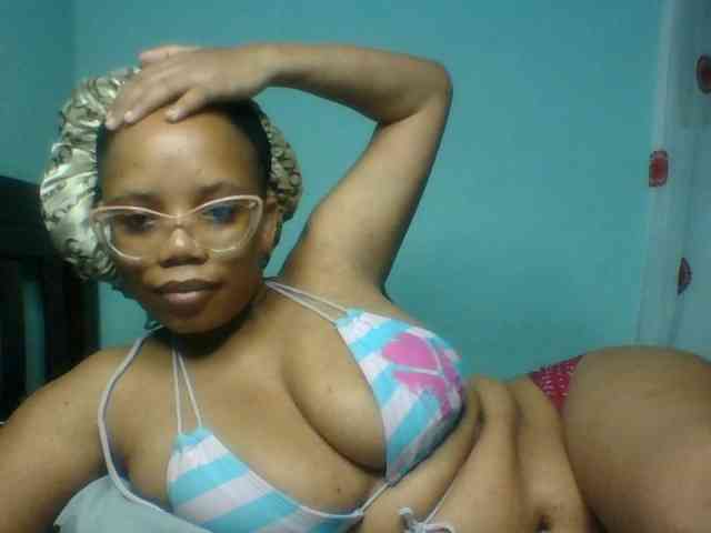 Prettyzari webcam