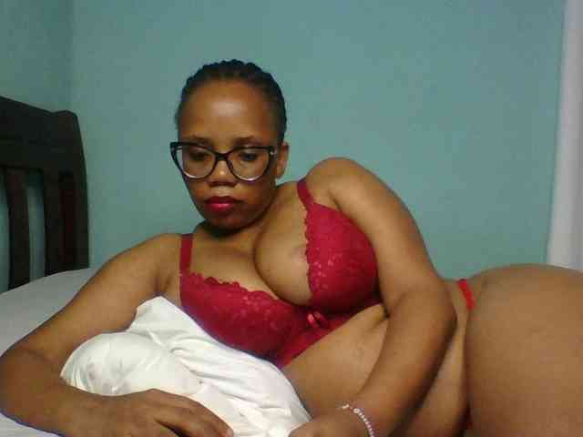 Prettyzari webcam