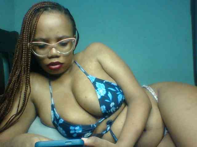 Prettyzari webcam