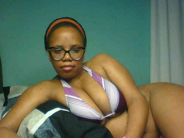 Prettyzari webcam