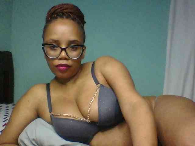Prettyzari webcam
