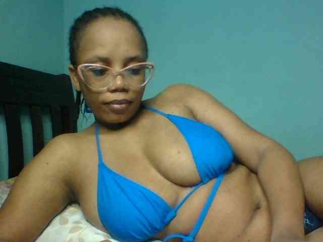 Prettyzari webcam