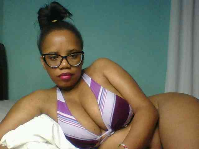 Prettyzari webcam