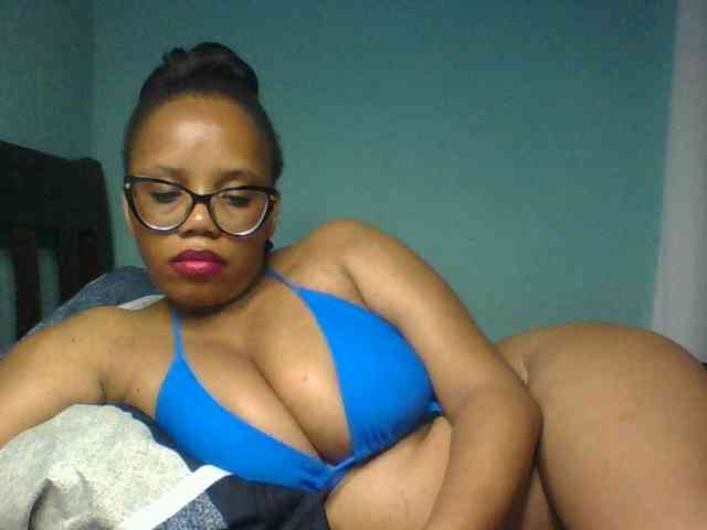 Prettyzari webcam