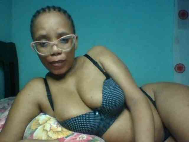 Model: Prettyzari