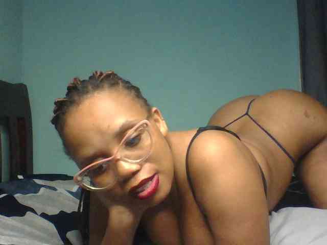 Prettyzari webcam