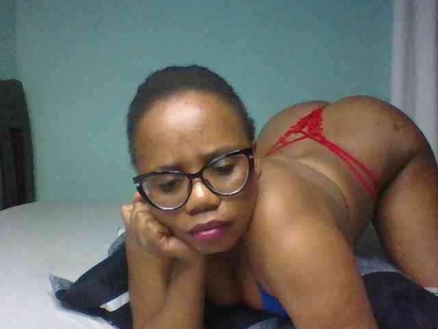 Prettyzari webcam