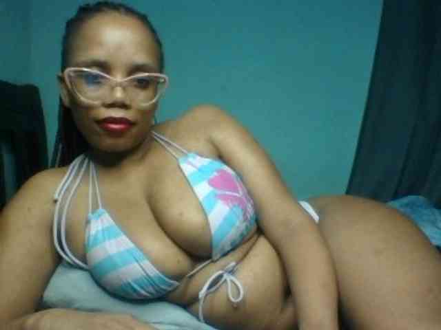 Prettyzari webcam